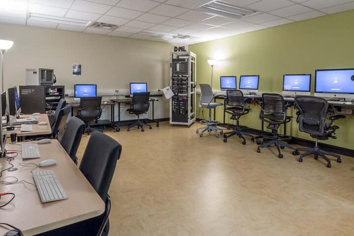 Ramsakhi Ram Niwas Convent School-Computer Lab