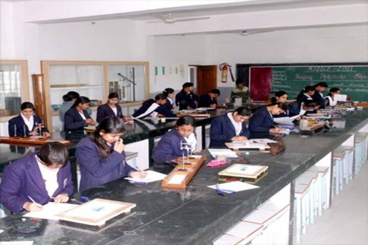 Rani LaxmiBai Memorial School-Physics Lab