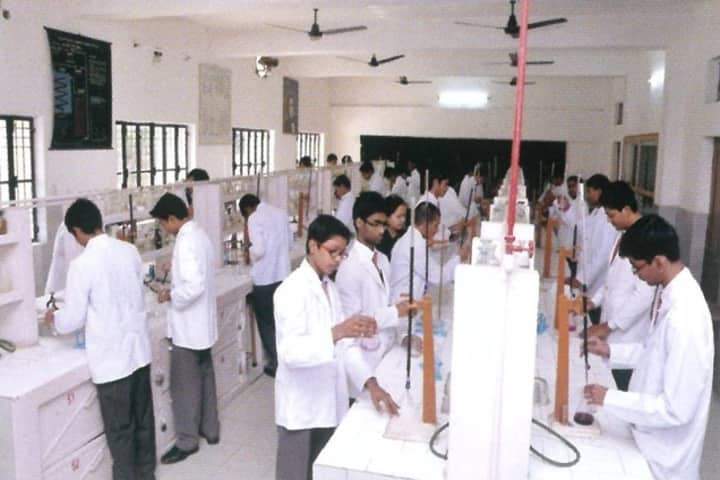 Rani Laxmi Bai Memorial School-Chemistry Lab