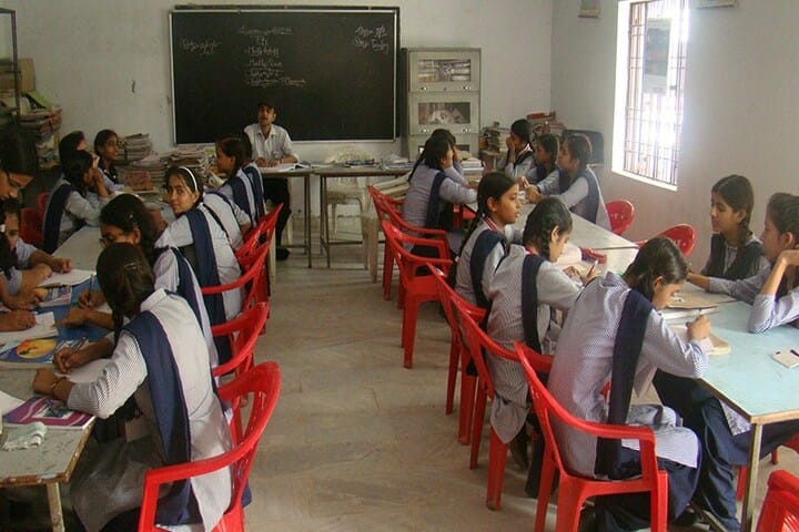 Red Rose Senior Secondary School-Maths Labs