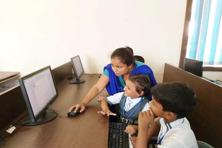 Renaissance Academy- computer lab