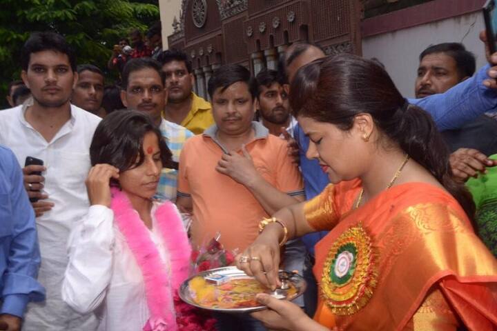 S B R L Vaish Residential Educational Public Academy-Welcoming Guest
