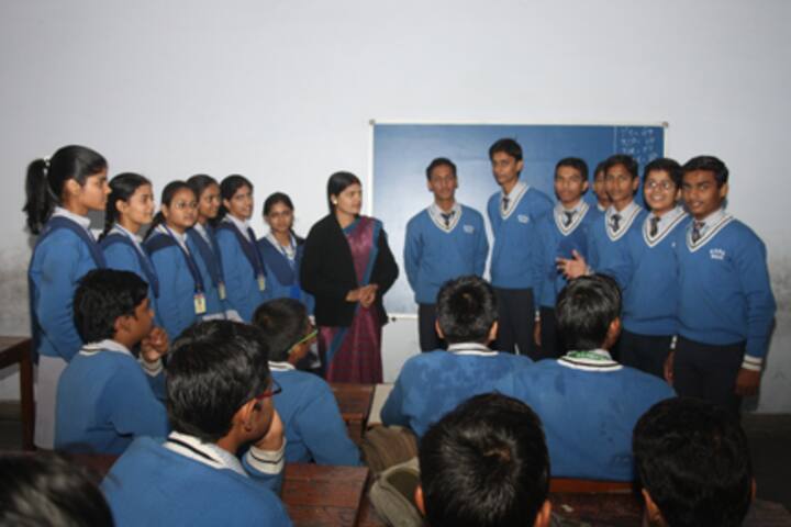 S G Public School-Group Discussion