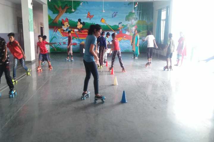 S R Global School-Skating