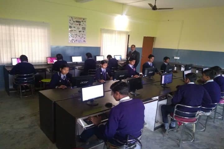 S V International School - Computer class