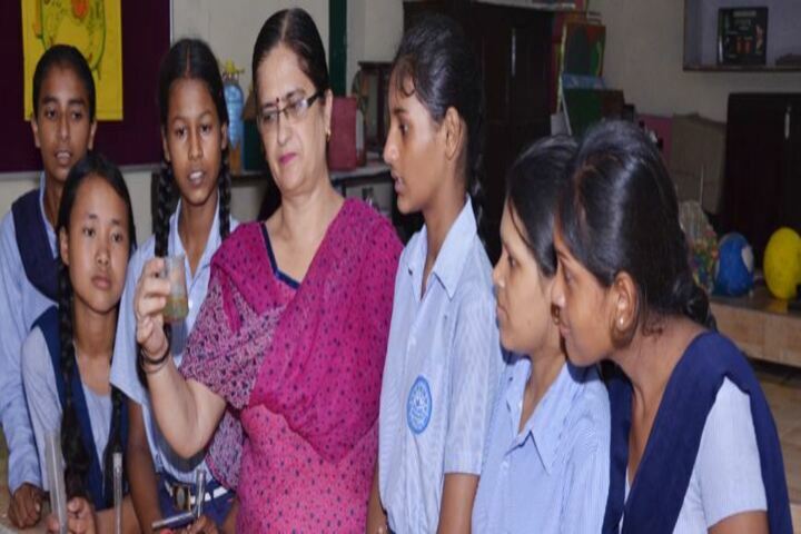Government Girls Senior Secondary School-Chemistry Lab