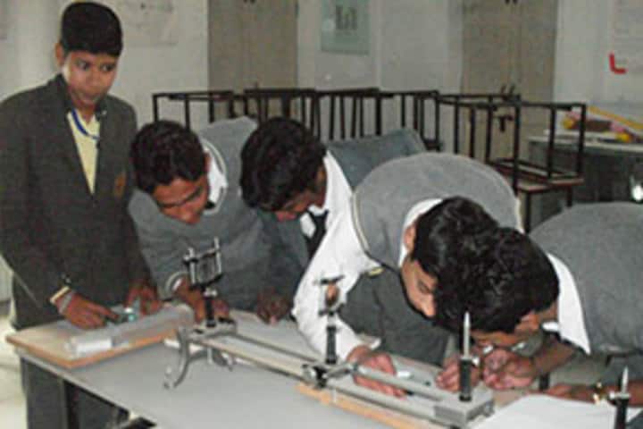 Sai Millennium School-Physics Lab