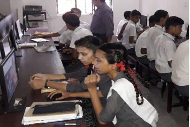 Sainik Public School- Computer lab
