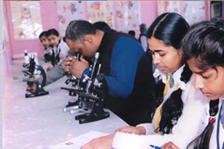 Sanskar Central Academy-Physics Lab