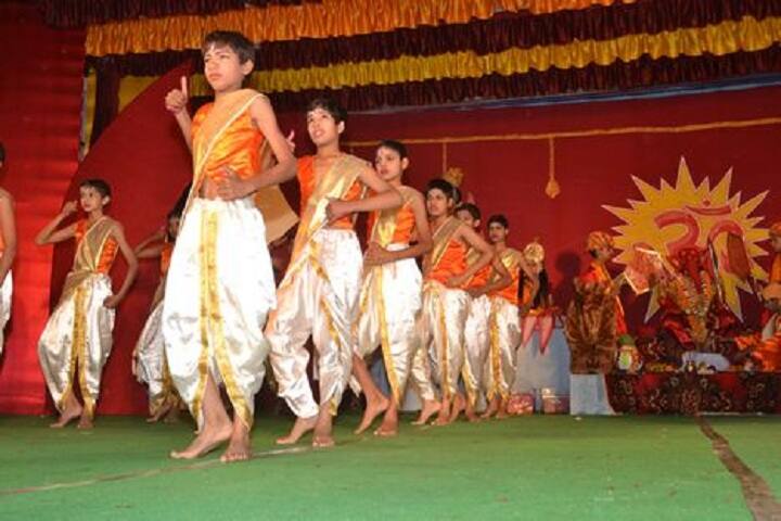 Saraswati Bal Mandir-Dance