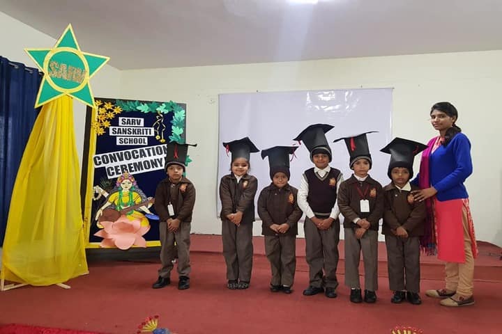 Sarv Sanskriti School-Graduation Ceremony