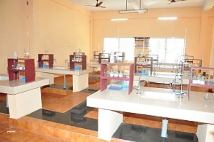 Satya Narayan Singh National School-Chemistry Lab