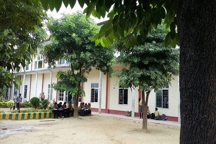 Satya Narayan Singh National School-Living Area