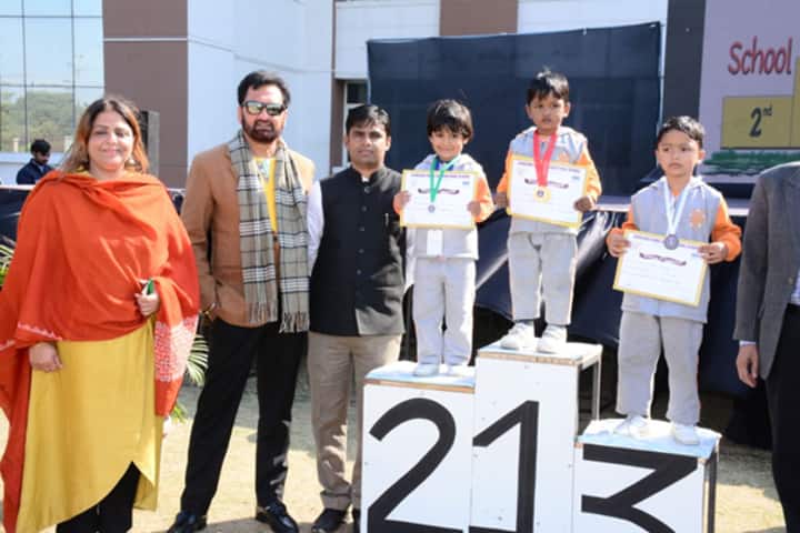 Scholars Home International School-Prize Distribution
