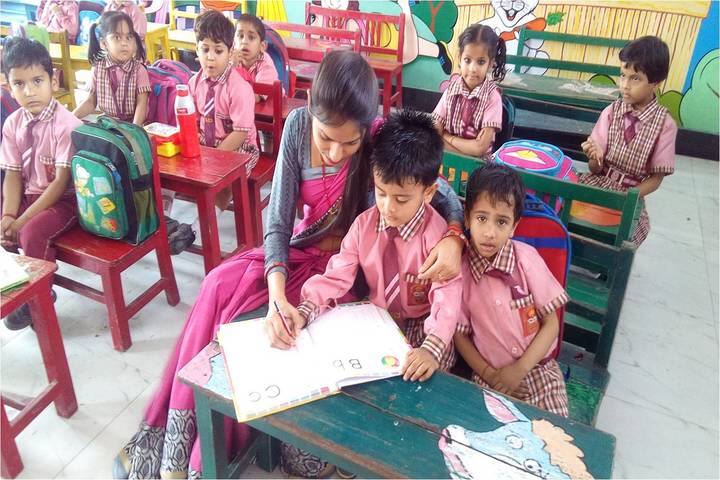Seksaria Sushila Devi Public School-Primary Classrooms