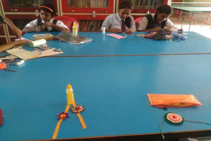 Sharada Public School-Rakhi Making