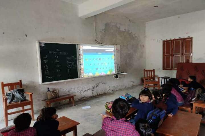Sheetla Prasad Tripathi Public School-Smart Classroom