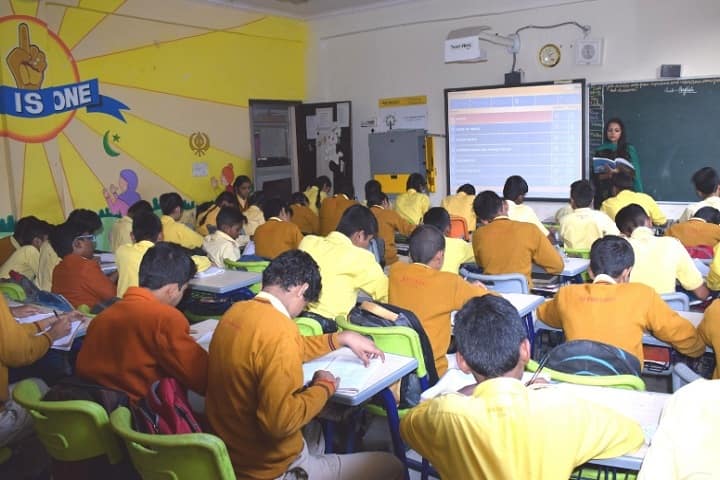 Shemford Futuristic School-Smart classroom