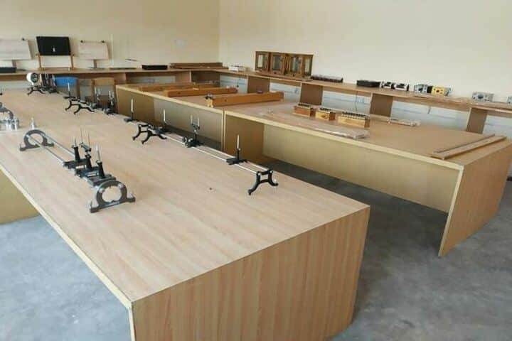 Shiksha International School-Physics Labs