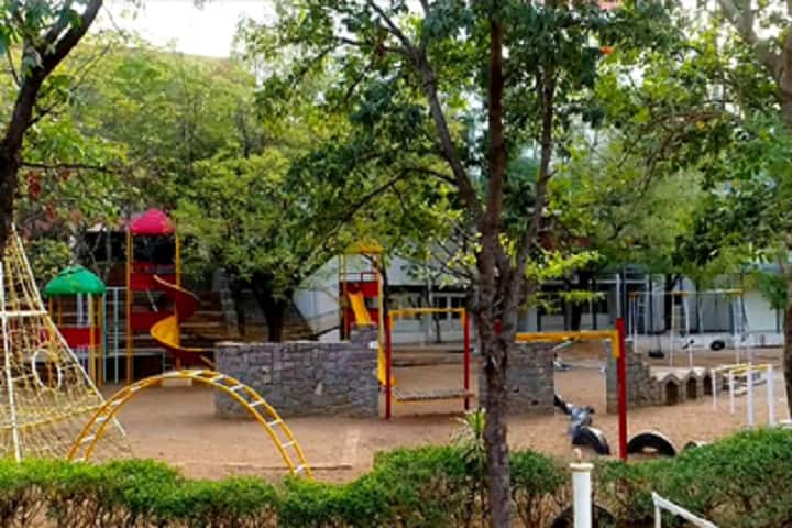 Glendale Academy - Play Area