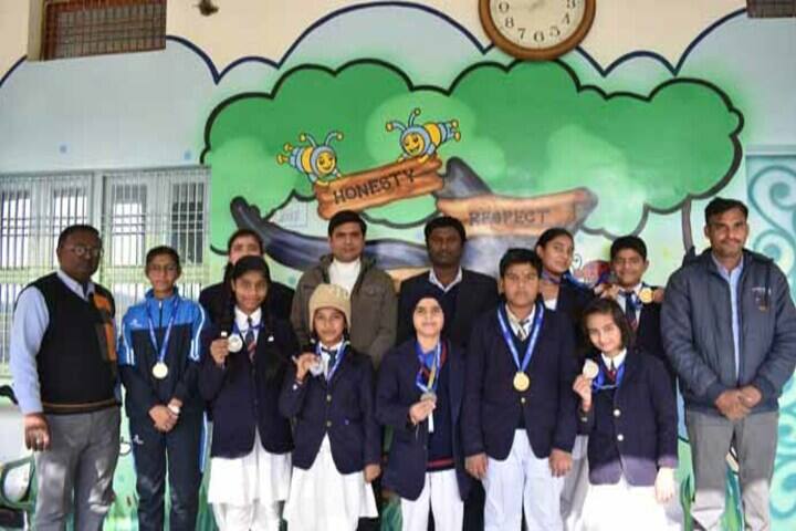 Shri Bhuvnesh Bhushan Sharma Smriti Vidyapeeth-Medal Presentation