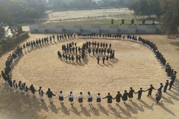 Shri Omar Vaish Vidyapeeth Manbodhan Prasad Public School-Yoga Day