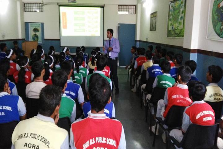 Shri R.S Public School-Smart classroom