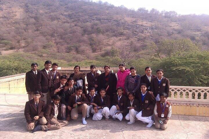 Shri R.S Public School-Tour