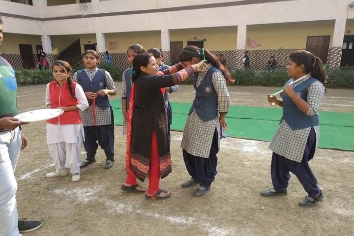 Shri Ram Public School-Prize distribution