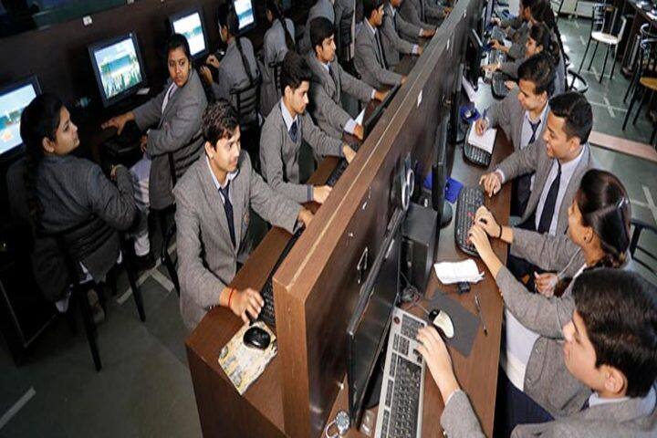 Shri Ram Swaroop Memorial Public School-Computer Lab