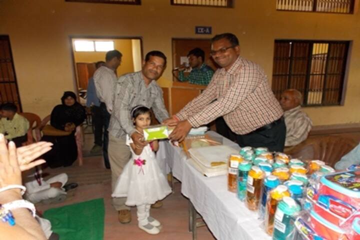 Shri Sai Public School-Prize Distribution