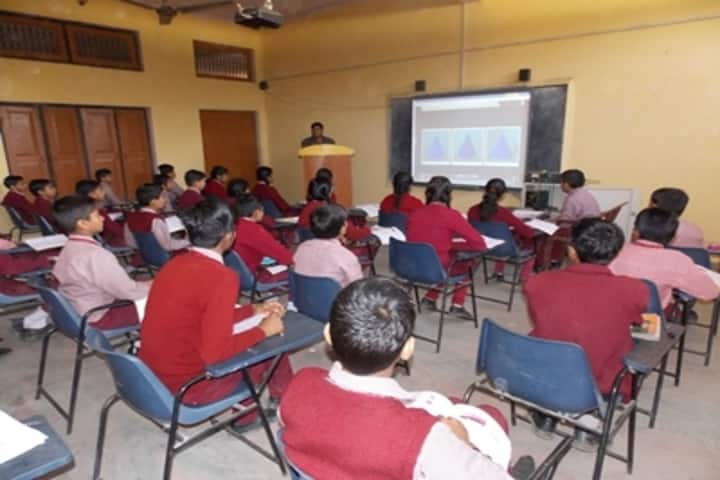 Shri Sai Public School-Smart Classroom