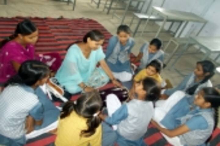 Shri Swami Bachchoo Baba Saraswati Vidya Mandir-Music Class