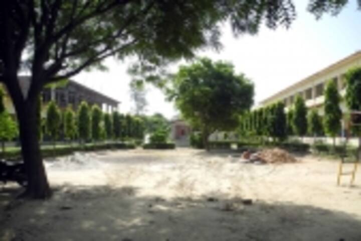 Shri Swami Bachchoo Baba Saraswati Vidya Mandir-School Campus