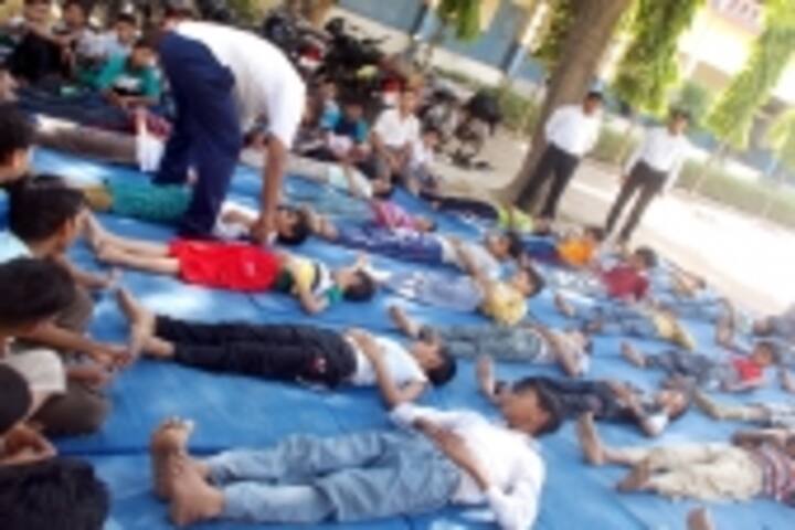 Shri Swami Bachchoo Baba Saraswati Vidya Mandir-Yoga