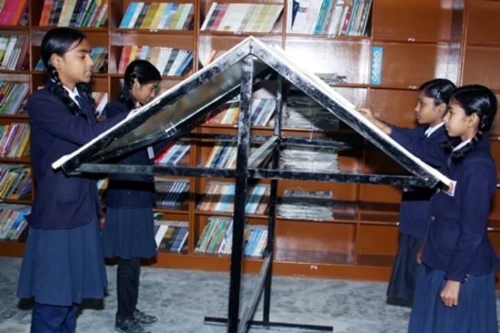 Shyama Devi Public School-Laibary