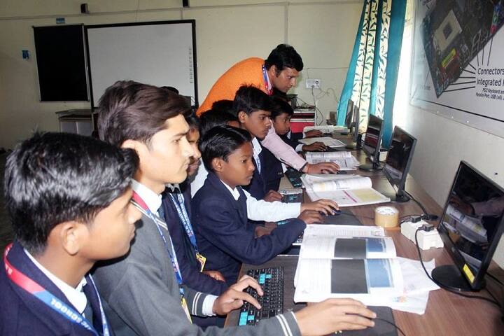 Shyama Devi Public School-IT Lab