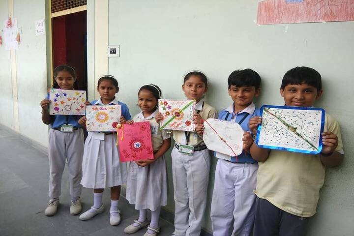 Silver Oak Public School-Rakhi Making