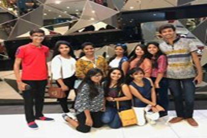 Sir Padampat Singhania Education-Industrial Tour