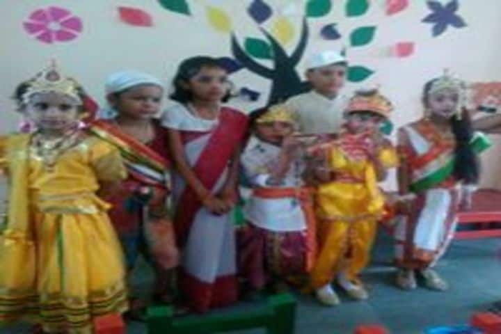 Smt. Kamla Agarwal Girls Public School-Fancy Dress Competition