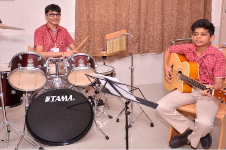 Somerville International School-Music Class