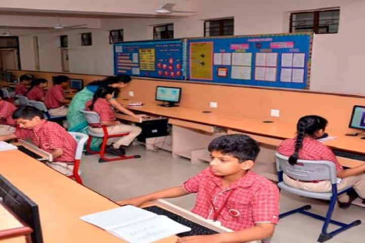 Somerville International School-IT Lab
