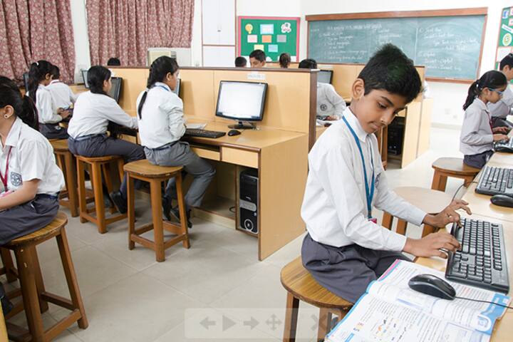 Somerville School-Computer Lab
