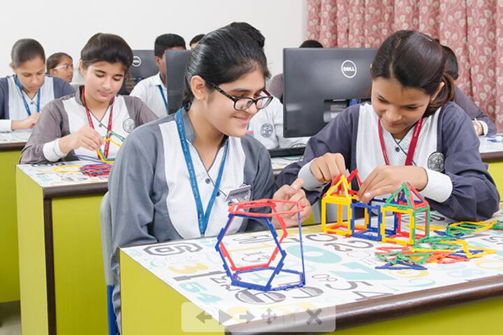 Somerville School-Maths Lab