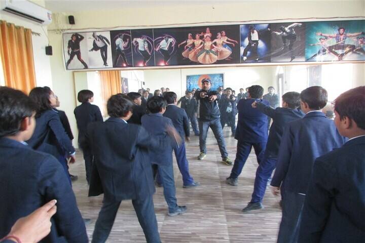 SPS International Academy-Dance Class