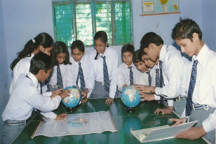 St R C Scientific Convent School-Social Lab