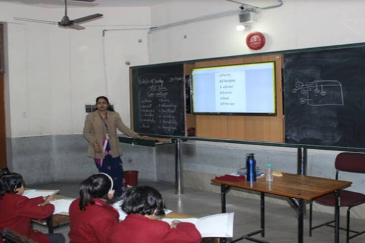 St Thomas School-Smart Classroom