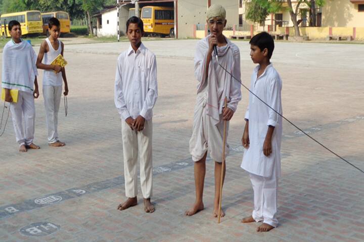 St Thomas School-Drama