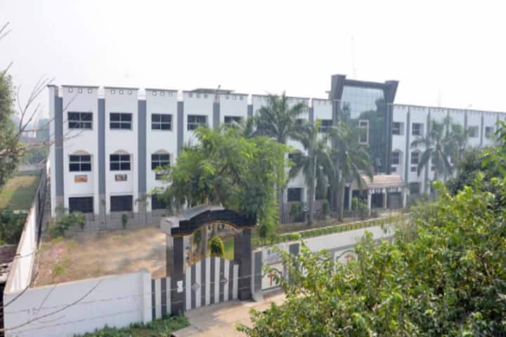 St Xavier School-Campus