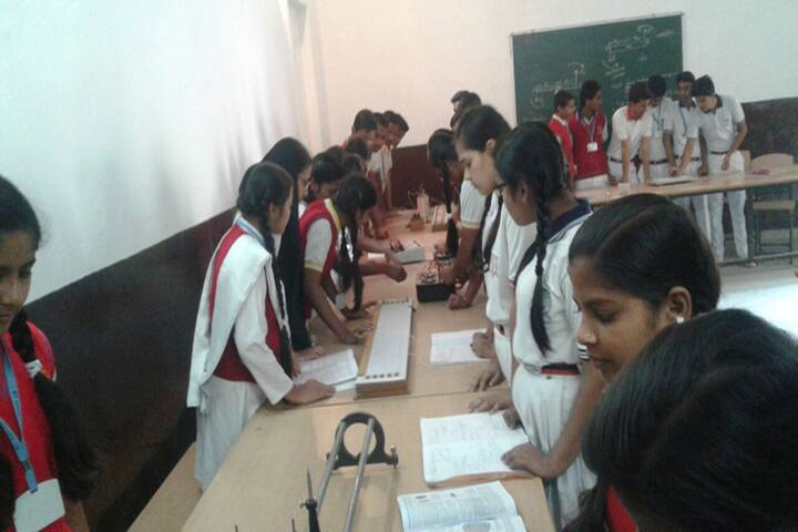 St Xaviers School-Physics Lab